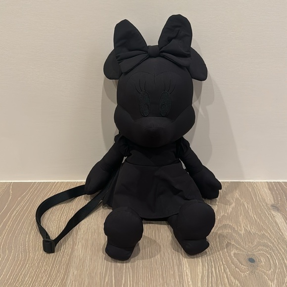 NWOT Uniqlo x Ambush Minnie Mouse Disney Stuffy Crossbody Purse Black - Picture 2 of 7